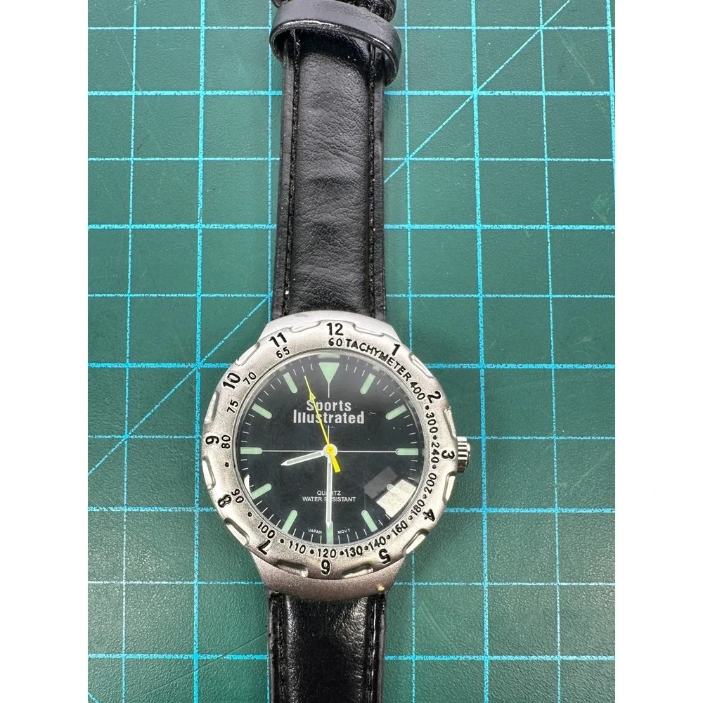 Sports Illustrated Quartz Watch Tachymeter Leather Strap 21-493 NEW BATTERY